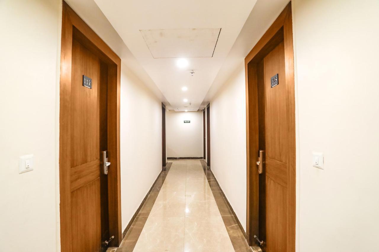Fabhotel Aman Sara 勒克瑙 外观 照片