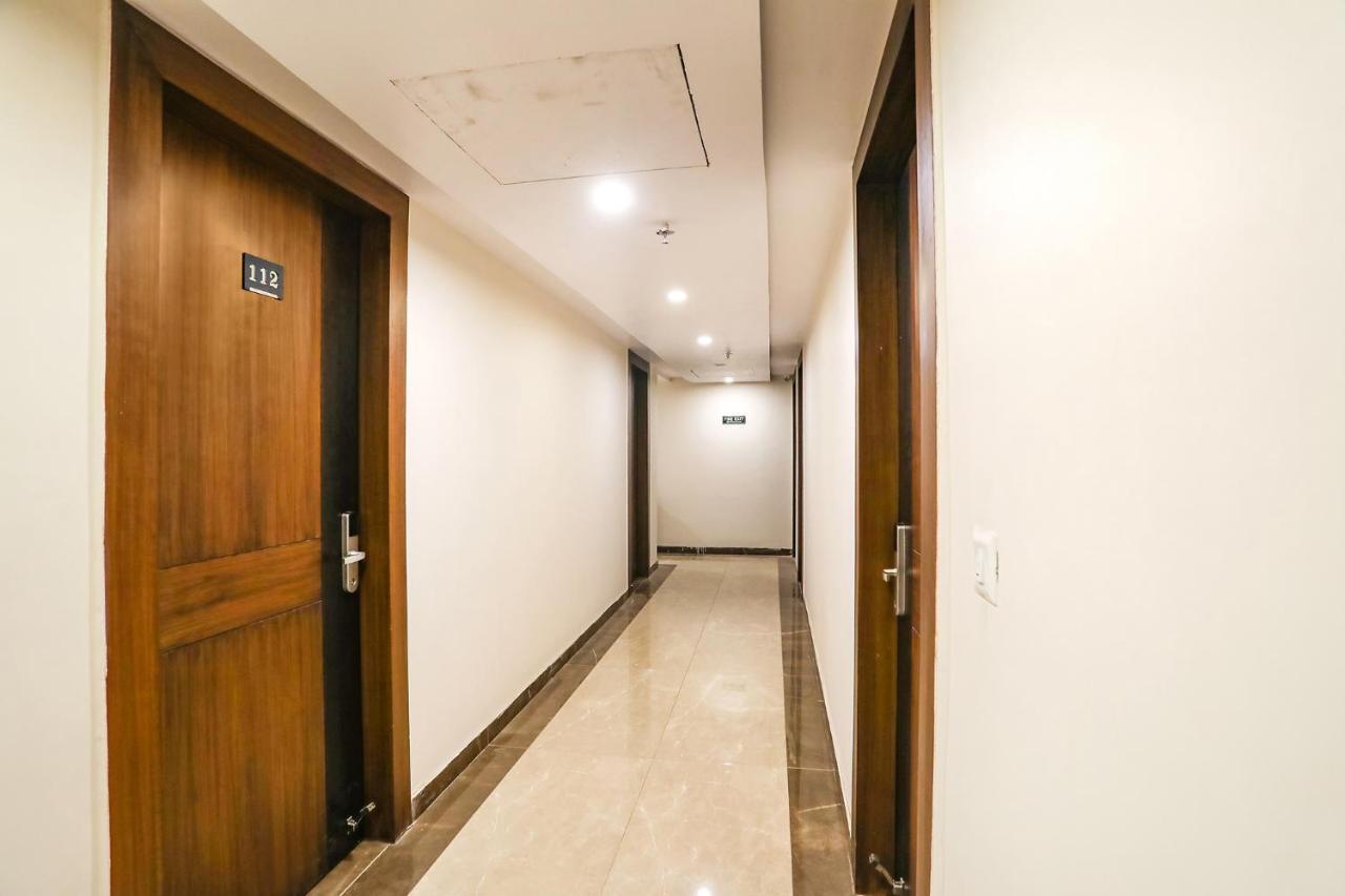 Fabhotel Aman Sara 勒克瑙 外观 照片